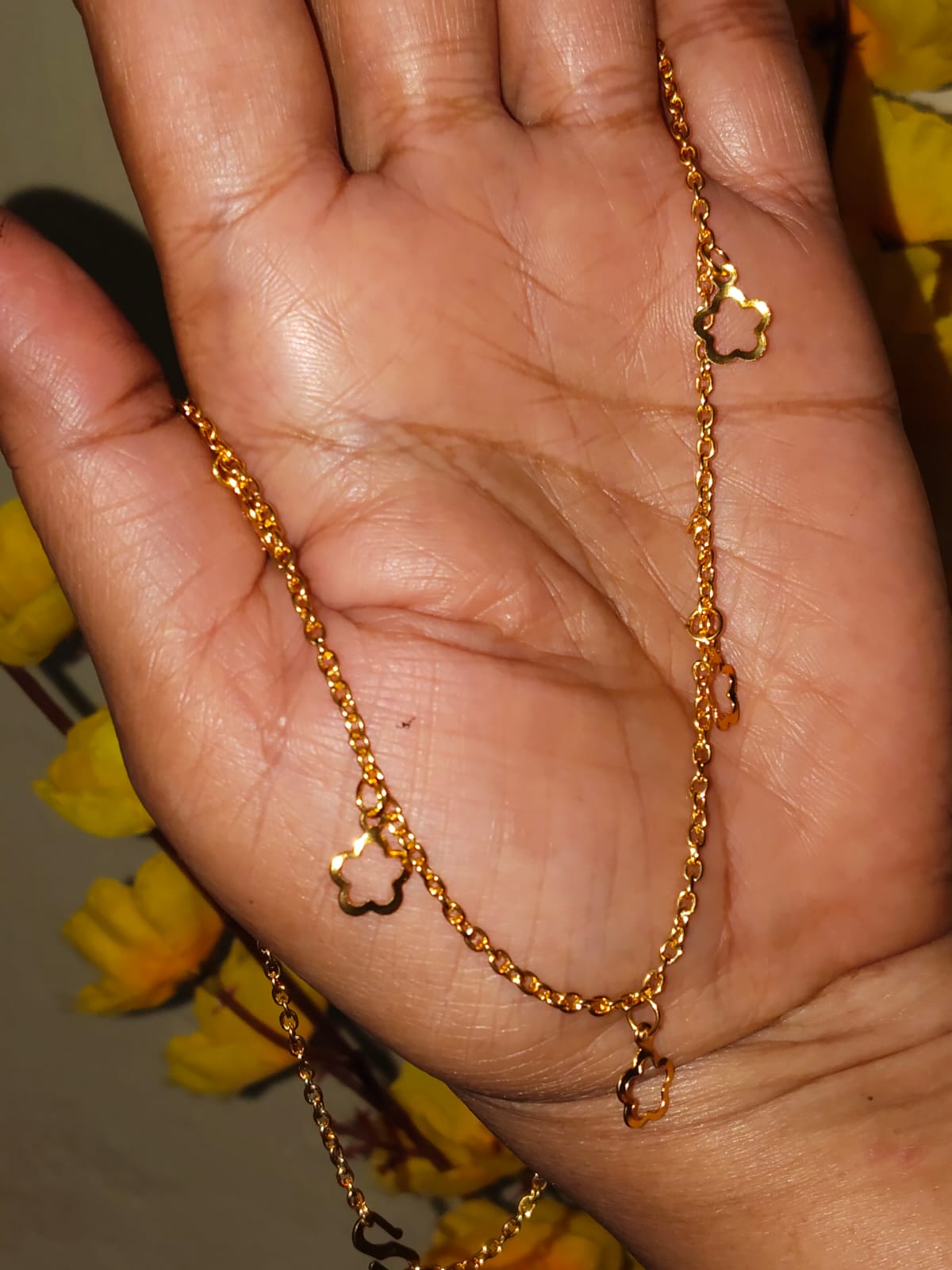 Korean statement Necklace with flower charm - Image 2